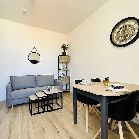 Studio Renove Et Idealement Situe Dans Le Centre Des Sables Dolonne 2 Pers Les Sables-dʼOlonne Exterior foto