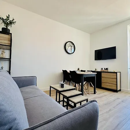 Studio Renove Et Idealement Situe Dans Le Centre Des Sables Dolonne 2 Pers Les Sables-dʼOlonne Exterior foto